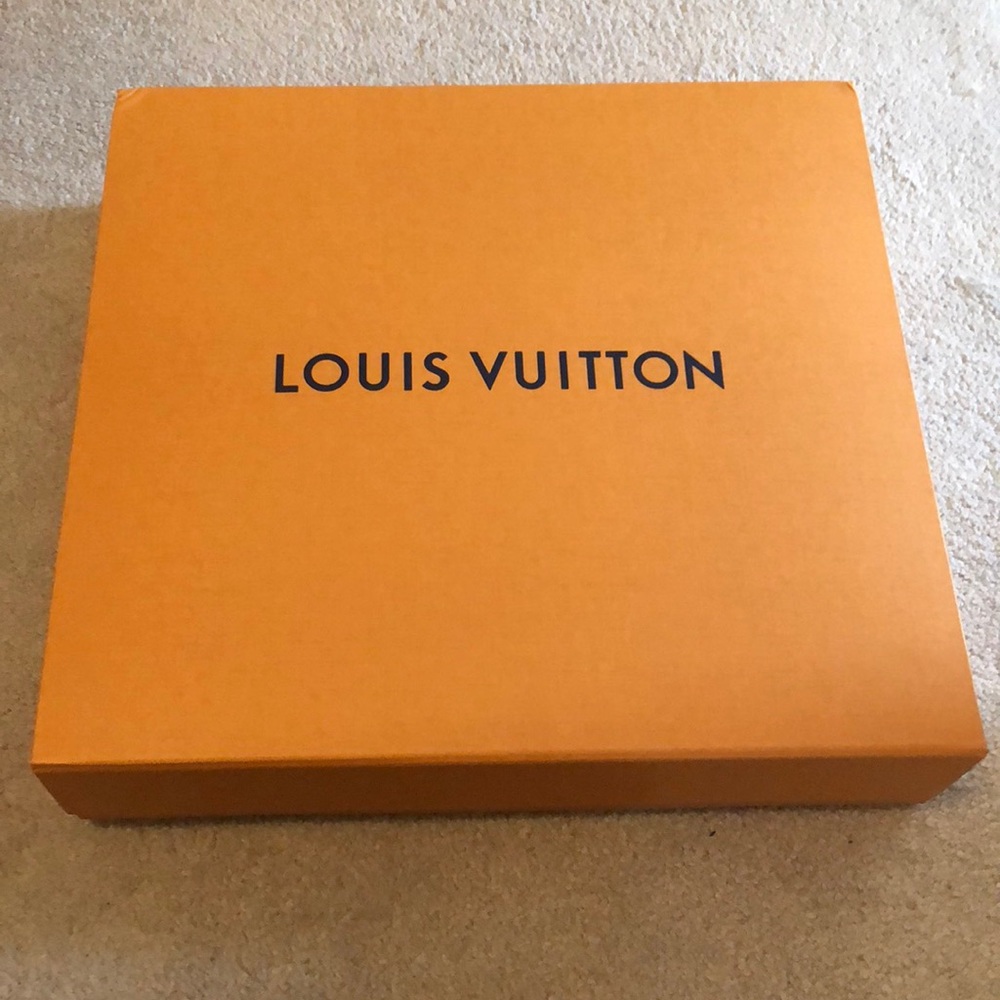LV Neverfull box